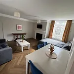 Flat In Salisbury City Central